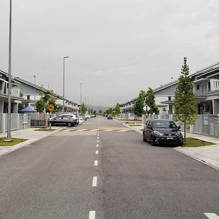 Sr Home-Stay @ Klia Kuala Lumpur Zewnętrze zdjęcie