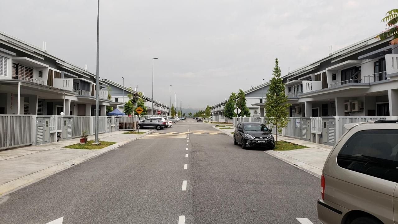Sr Home-Stay @ Klia Kuala Lumpur Zewnętrze zdjęcie